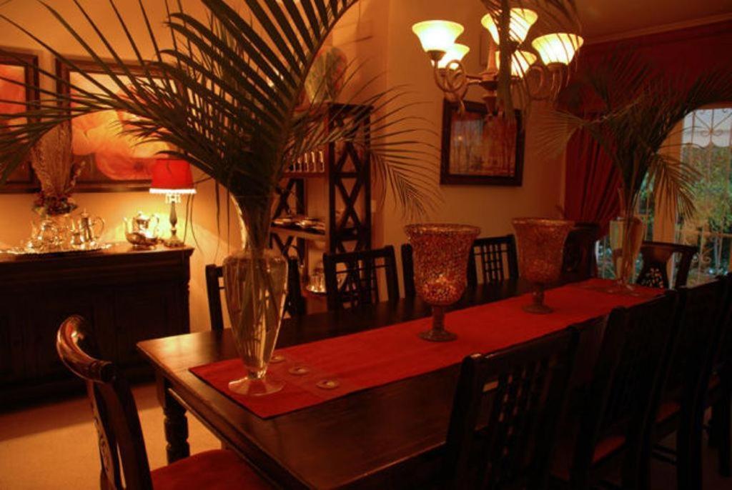 Sir Harveys Bed And Breakfast Durban Exteriör bild